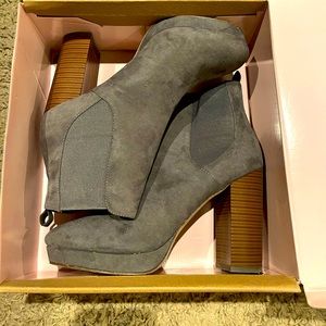 Ankle boots